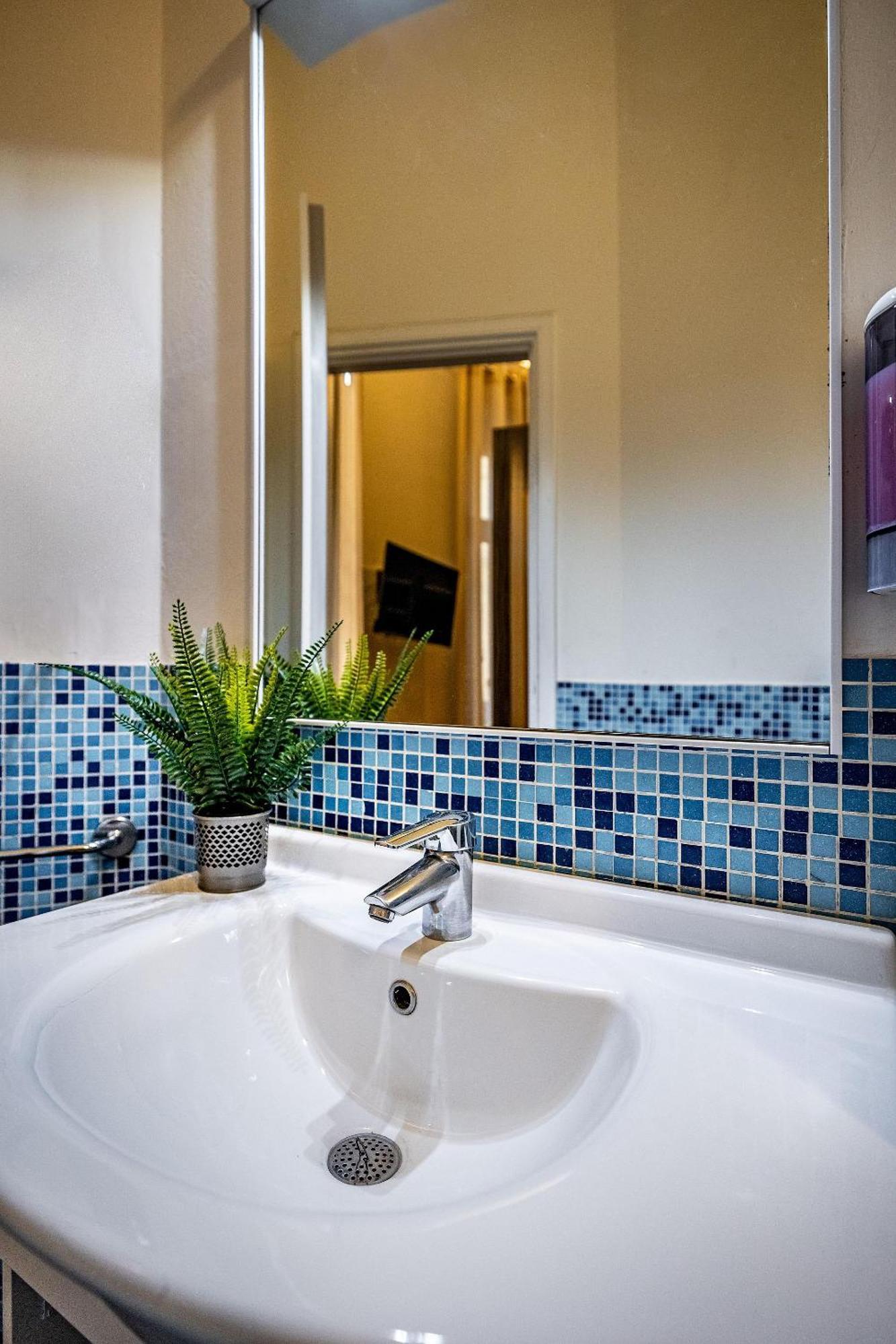 Triple Room Private Bathroom