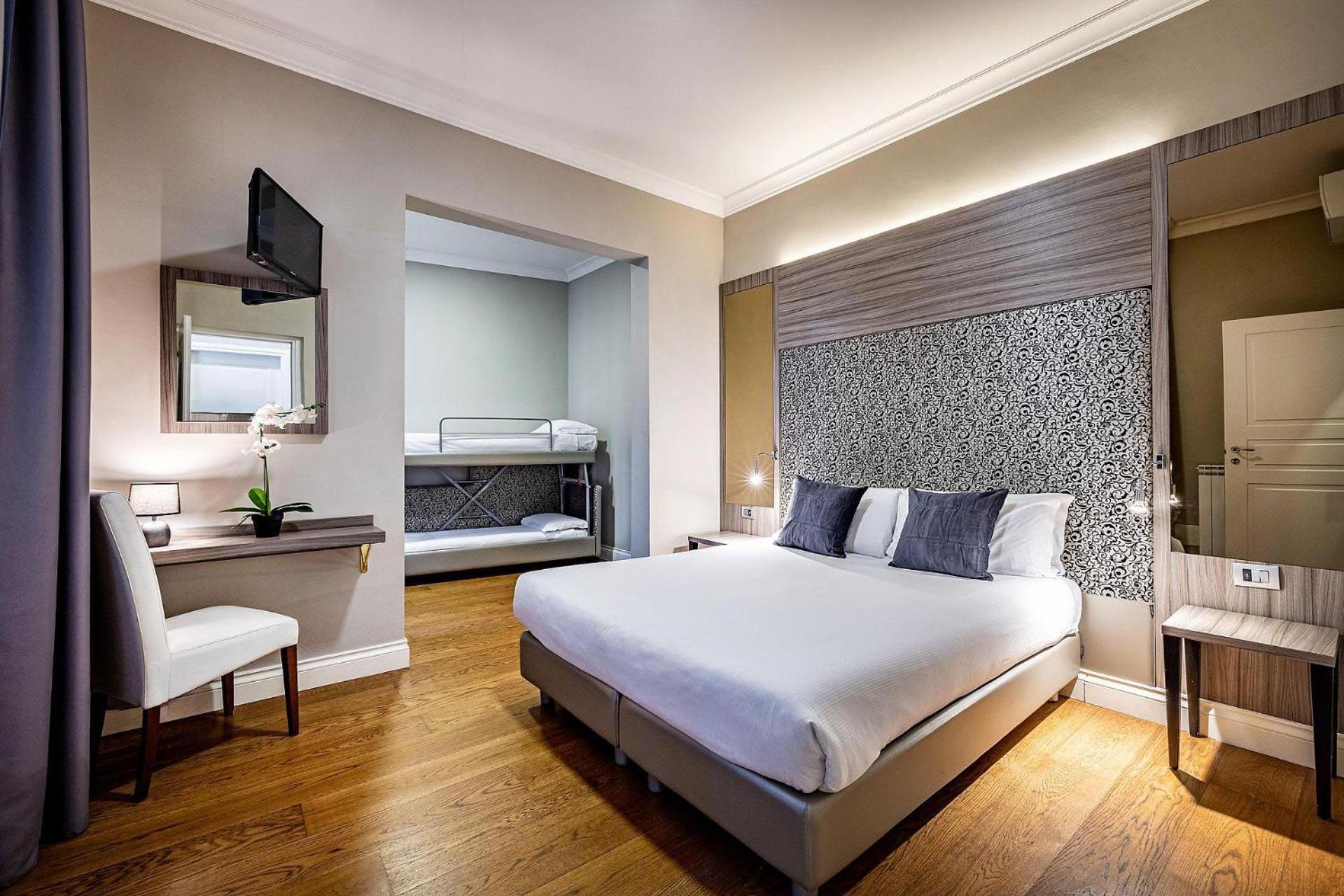 Triple Room Private Bathroom