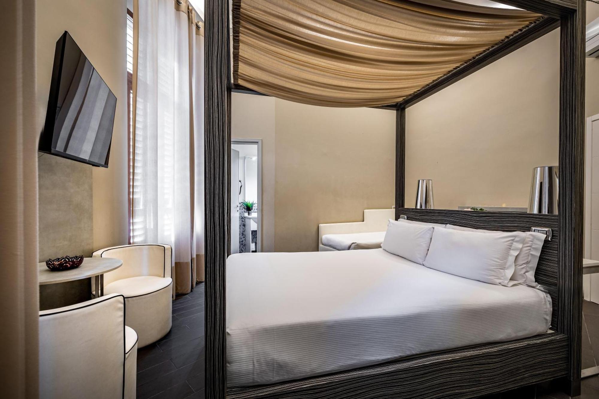 Triple Room Private Bathroom